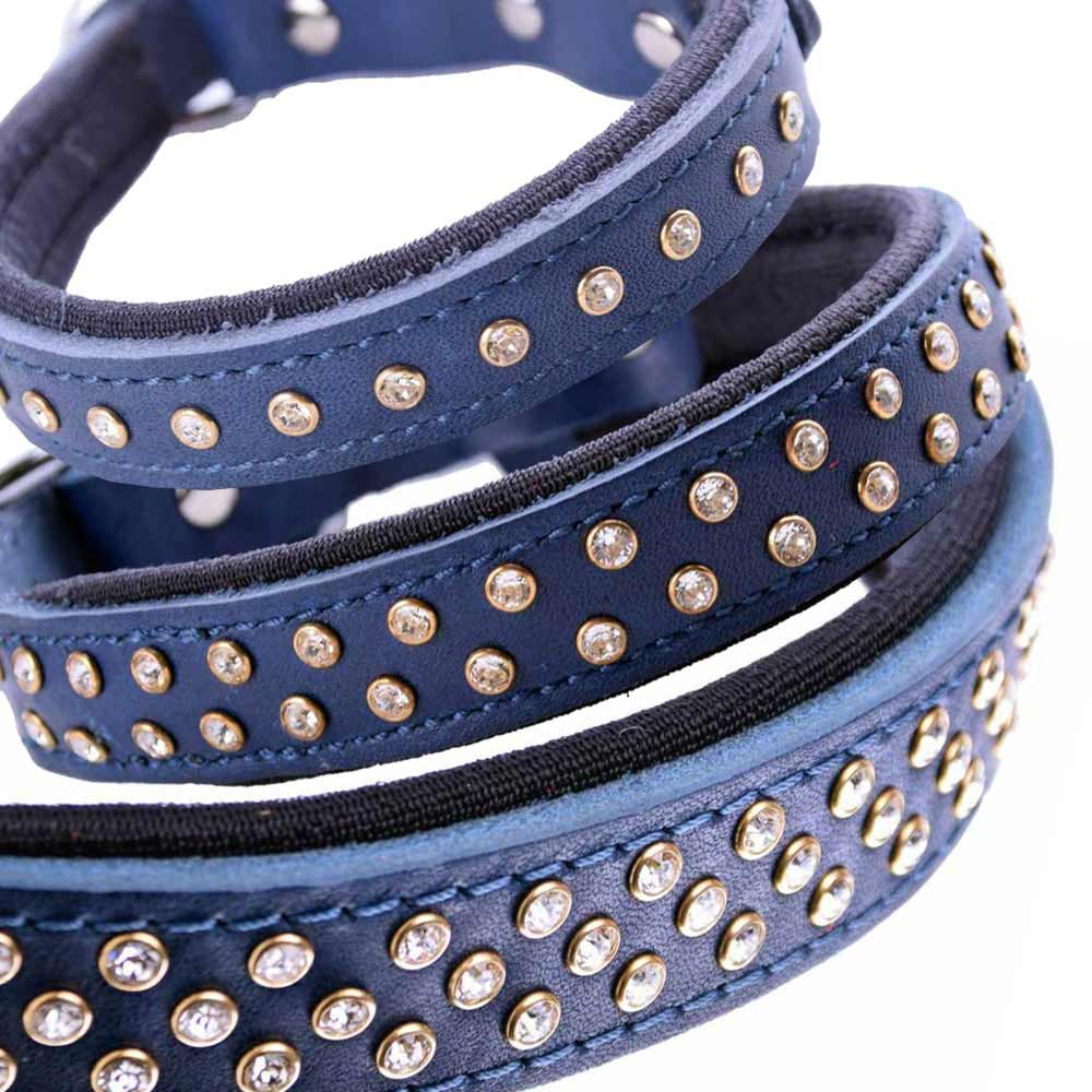 Collar para perros Swarovski de cuero azul mod. Lujo de GogiPet®, hecho a mano con acolchado suave