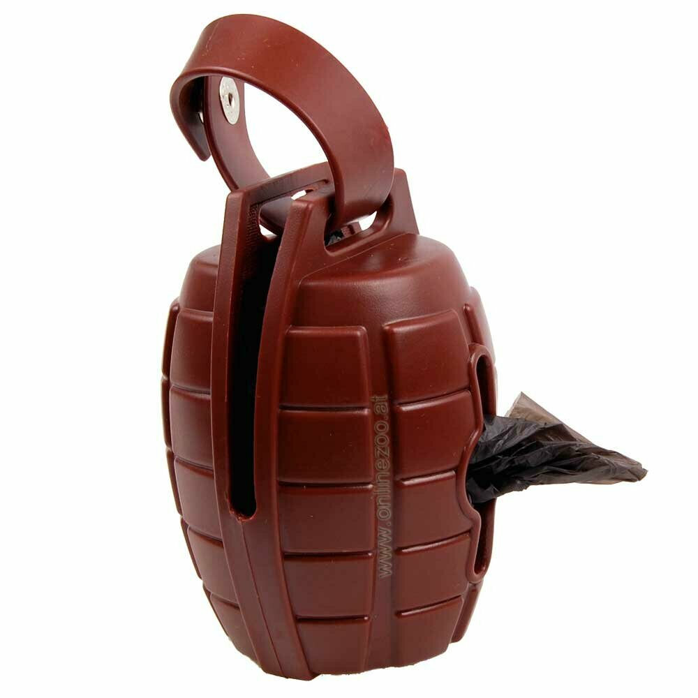Dispensador de bolsas higiénicas, con diseño militar de granada de mano marrón.