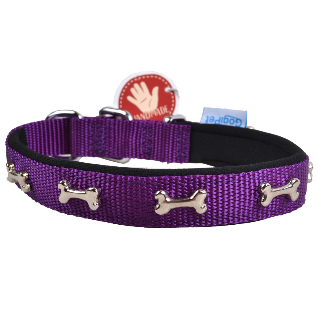 Collar para perros acolchado Confort de GogiPet®, lila con huesos