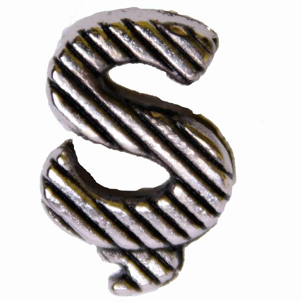 Letra Ş de metal de 10 mm., para crear collares personalizados