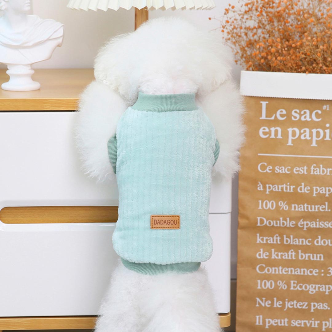 Cálido y bonito suéter para perros de forro polar cepillado con look de pana